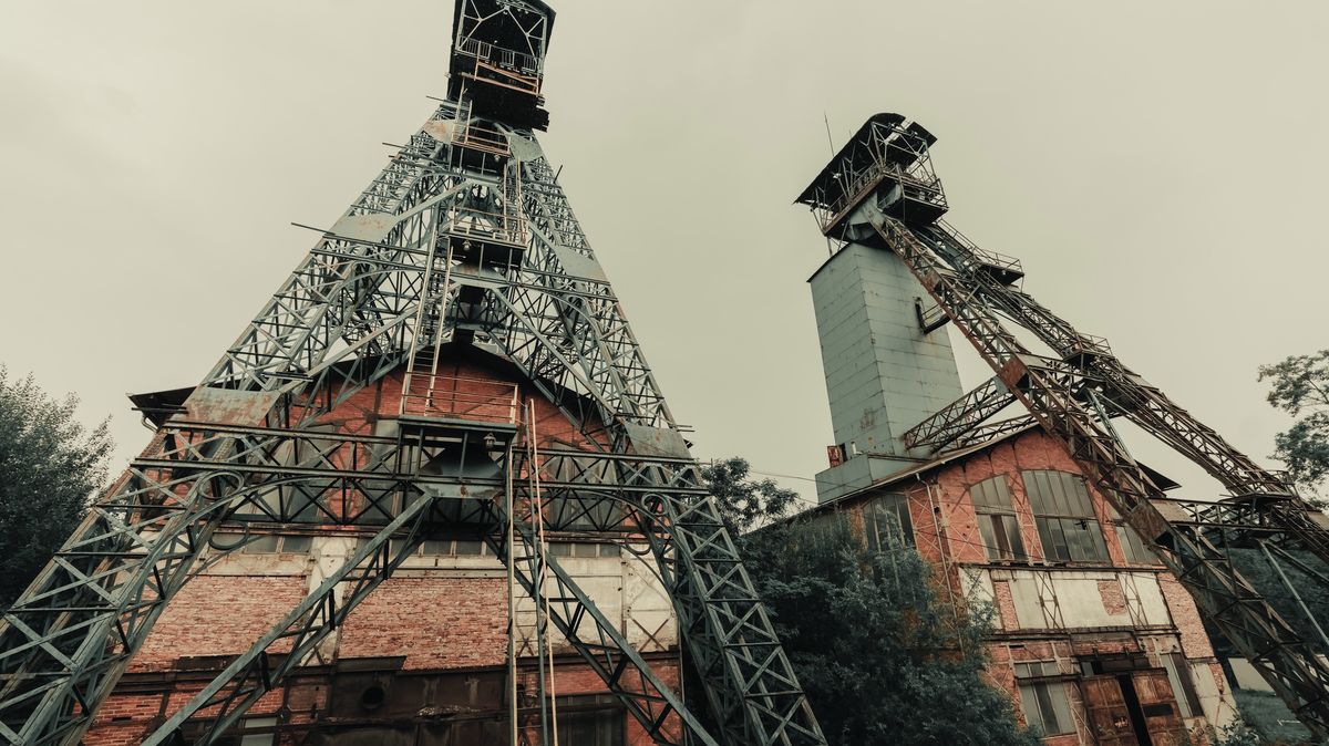 Těžba černého uhlí v Česku v sobotu definitivně končí. Po téměř 250 letech